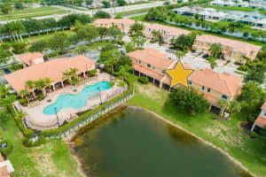 7507 Bristol Cir, Naples, FL 34120, Sold 08/06/21