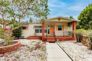 10013 Bardmoor Ct, North Fort Myers, FL 33903, Sold 09/29/21