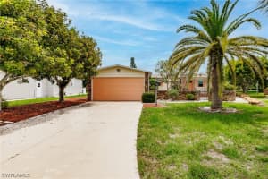 10013 Bardmoor Ct, North Fort Myers, FL 33903, Sold 09/29/21