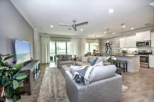 6977 Avalon Cir, Naples, FL 34112, Sold 08/13/21