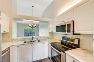 377 Robin Hood Cir Unit 201, Naples, FL 34104, Sold 10/15/21