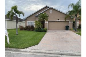8213 Silver Birch Way, Lehigh Acres, FL 33971, Sold 09/17/21