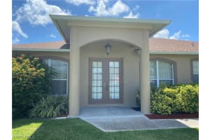 237 Bethany Home Dr, Lehigh Acres, FL 33936, Sold 09/20/21