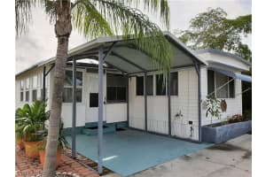 124 Cortez Way, Fort Myers Beach, FL 33931, Sold 08/12/21