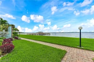 3225 E Riverside Dr #12a, Fort Myers, FL 33916, Sold 09/20/21