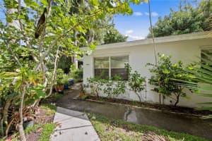 845 Courtington Ln, Fort Myers, FL 33919, Sold 10/21/21
