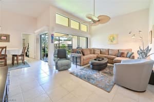 559 Beachwalk Cir, Naples, FL 34108, Sold 08/31/21