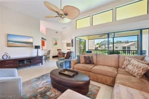 559 Beachwalk Cir, Naples, FL 34108, Sold 08/31/21