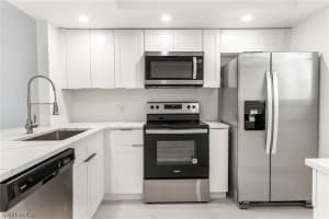 1018 Manatee Rd, Naples, FL 34114, Sold 12/10/21
