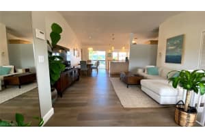 1283 Belaire Ct, Naples, FL 34110, Sold 09/08/21