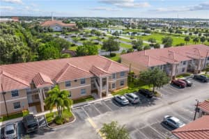 8513 Bernwood Cove Loop APT 211, Fort Myers, FL 33966, Sold 09/29/21