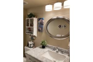 1180 Wildwood Lakes Blvd, Naples, FL 34104, Sold 10/12/21