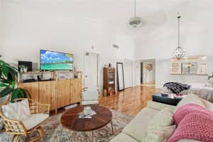 600 Misty Pines Cir, Naples, FL 34105, Sold 10/01/21