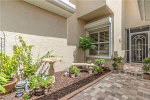 298 Emerald Bay Cir, Naples, FL 34110, Sold 08/30/21