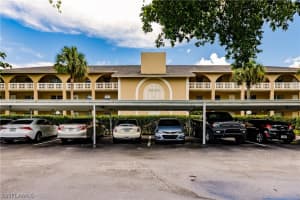 100 Valley Stream Dr APT 305, Naples, FL 34113, Sold 09/16/21