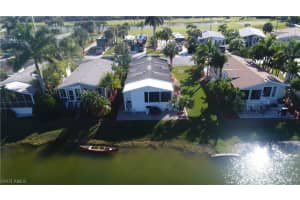 1058 Silver Lakes Blvd, Naples, FL 34114, Sold 04/15/22