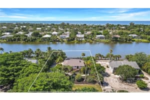 565 Lake Murex Cir, Sanibel, FL 33957, Sold 08/31/21