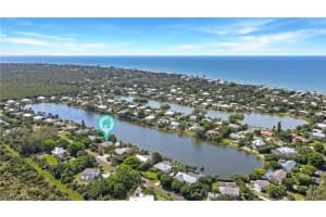 565 Lake Murex Cir, Sanibel, FL 33957, Sold 08/31/21