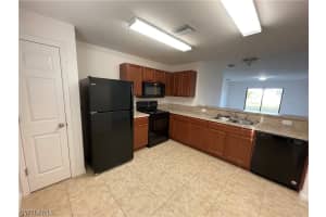 128 Shadow Lakes Dr, Lehigh Acres, FL 33974, Sold 09/01/21