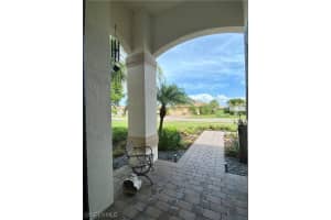 8072 Piedmont Dr, Naples, FL 34104, Sold 09/07/21