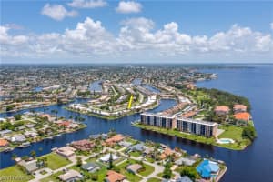 1932 SE 43rd St APT 127, Cape Coral, FL 33904, Sold 02/24/22