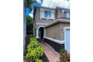 9829 Roundstone Cir, Fort Myers, FL 33967, Sold 10/06/21