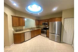 9829 Roundstone Cir, Fort Myers, FL 33967, Sold 10/06/21