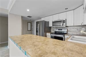 1900 Clifford St APT 203, Fort Myers, FL 33901, Sold 03/04/22