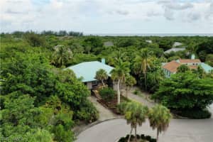 5308 Ladyfinger Lake Rd, Sanibel, FL 33957, Sold 11/19/21