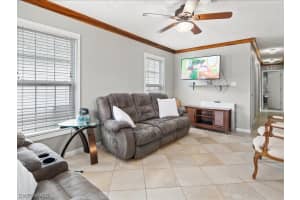 270 Leawood Cir, Naples, FL 34104, Sold 12/28/21
