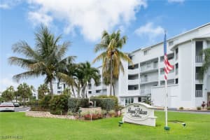 4521 Bay Beach Ln, Fort Myers Beach, FL 33931, Sold 10/08/21