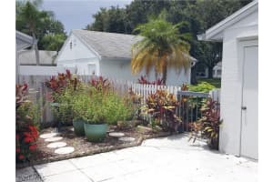 9611 Green Cypress Ln Apt 2, Fort Myers, FL 33905, Sold 08/31/21