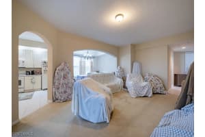 1305 Mariposa Cir, Naples, FL 34105, Sold 12/22/21