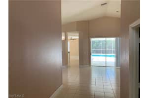 697 Crossfield Cir, Naples, FL 34104, Sold 10/15/21
