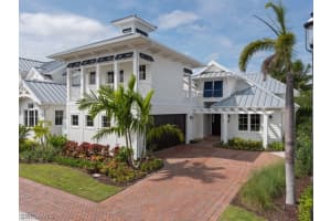 1463 2nd Ave S, Naples, FL 34102, Sold 11/19/21