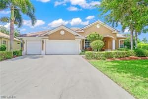 5010 Old Pond Dr, Naples, FL 34104, Sold 10/21/21
