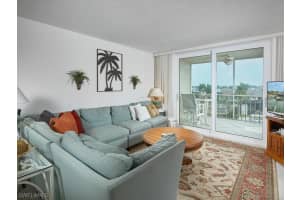 893 Collier Ct, Marco Island, FL 34145, Sold 12/07/21