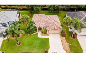 7734 Cameron Cir, Fort Myers, FL 33912, Sold 09/17/21