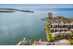 901 Collier Ct, Marco Island, FL 34145, Sold 01/04/22
