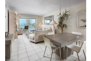 901 Collier Ct, Marco Island, FL 34145, Sold 01/04/22