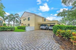 661 Windsurf Ln, Naples, FL 34108, Sold 09/07/21