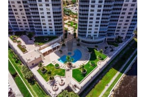 2104 W First St APT 1204, Fort Myers, FL 33901, Sold 11/18/21