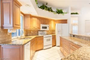8261 Arborfield Ct, Fort Myers, FL 33912, Sold 10/11/21