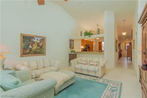 351 Robin Hood Cir, Naples, FL 34104, Sold 09/22/21