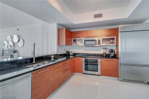 3000 Oasis Grand Blvd, Fort Myers, FL 33916, Sold 09/30/21