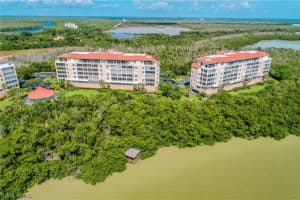 337 Vintage Bay Dr, Marco Island, FL 34145, Sold 10/04/21