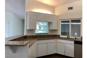 7609 Fieldstone Ct, North Fort Myers, FL 33917, Sold 09/27/21