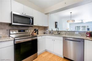 7811 Regal Heron Cir 4 104, Naples, FL 34104, Sold 09/30/21