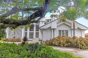 5820 Riverside Ln, Fort Myers, FL 33919, Sold 10/04/21