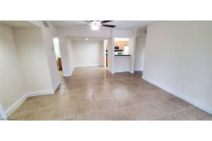 201 Santa Clara Dr Apt 4, Naples, FL 34104, Sold 11/02/21